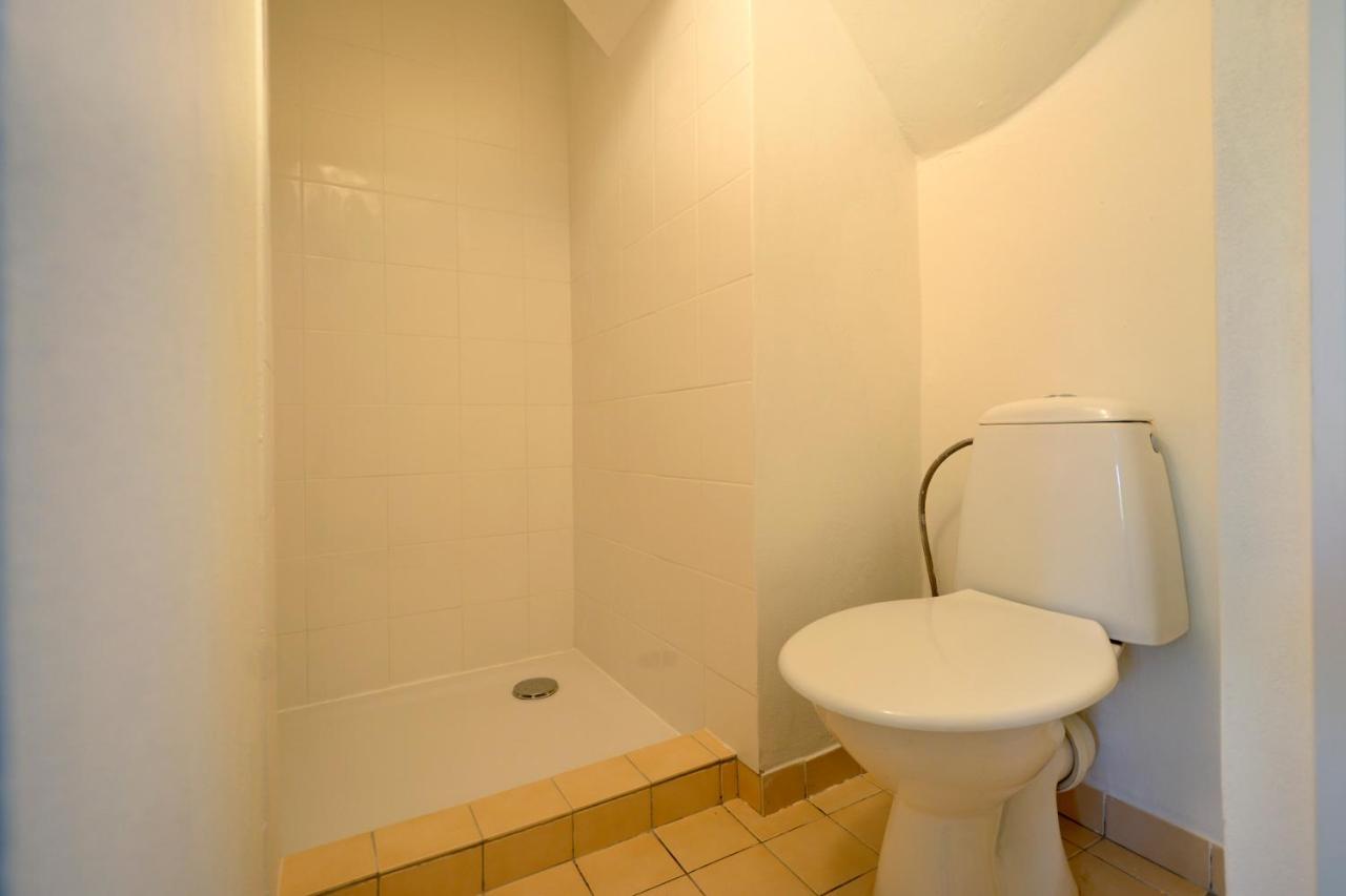 Apartmany Jevany Eksteriør bilde