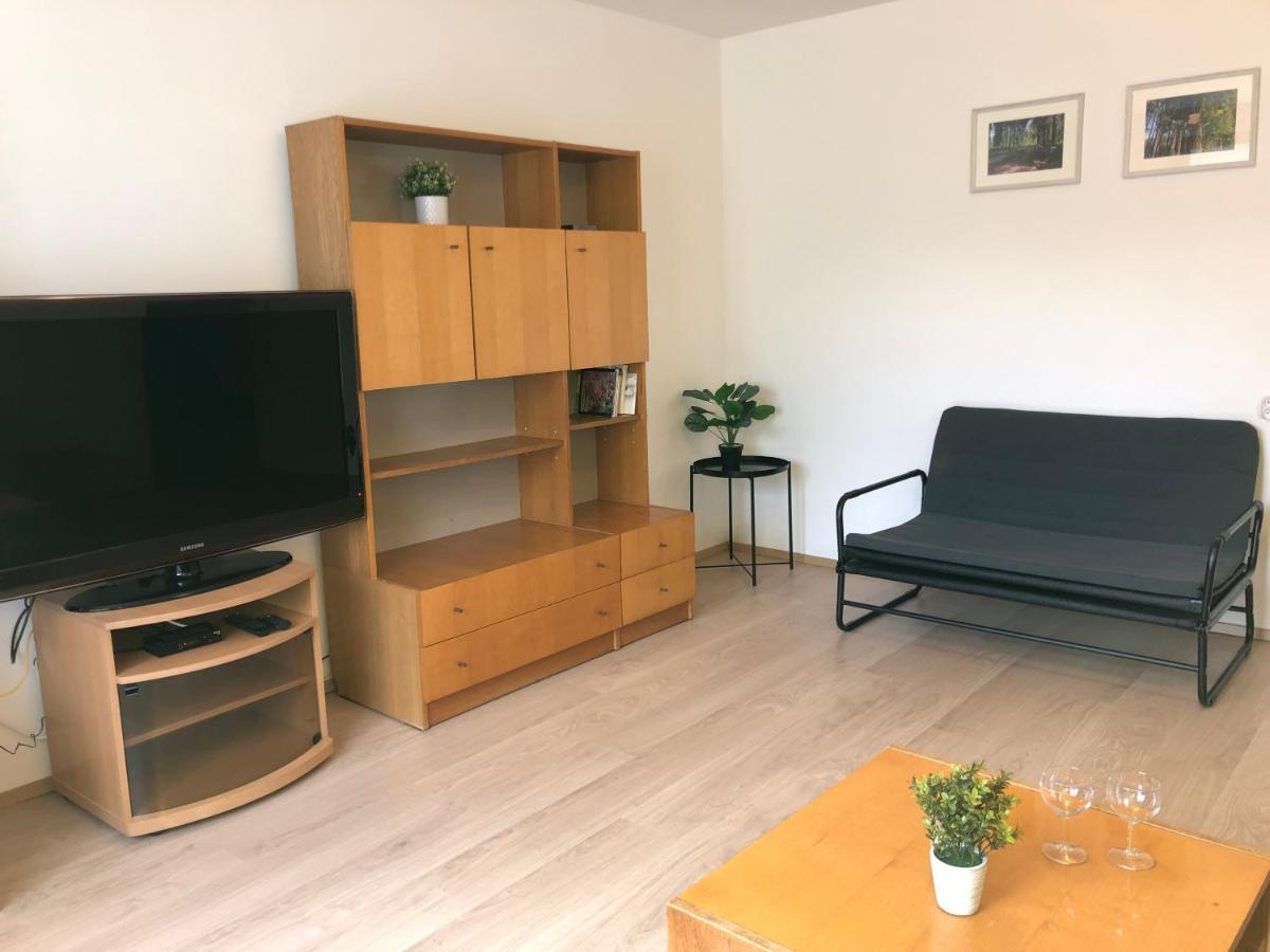 Apartmany Jevany Eksteriør bilde
