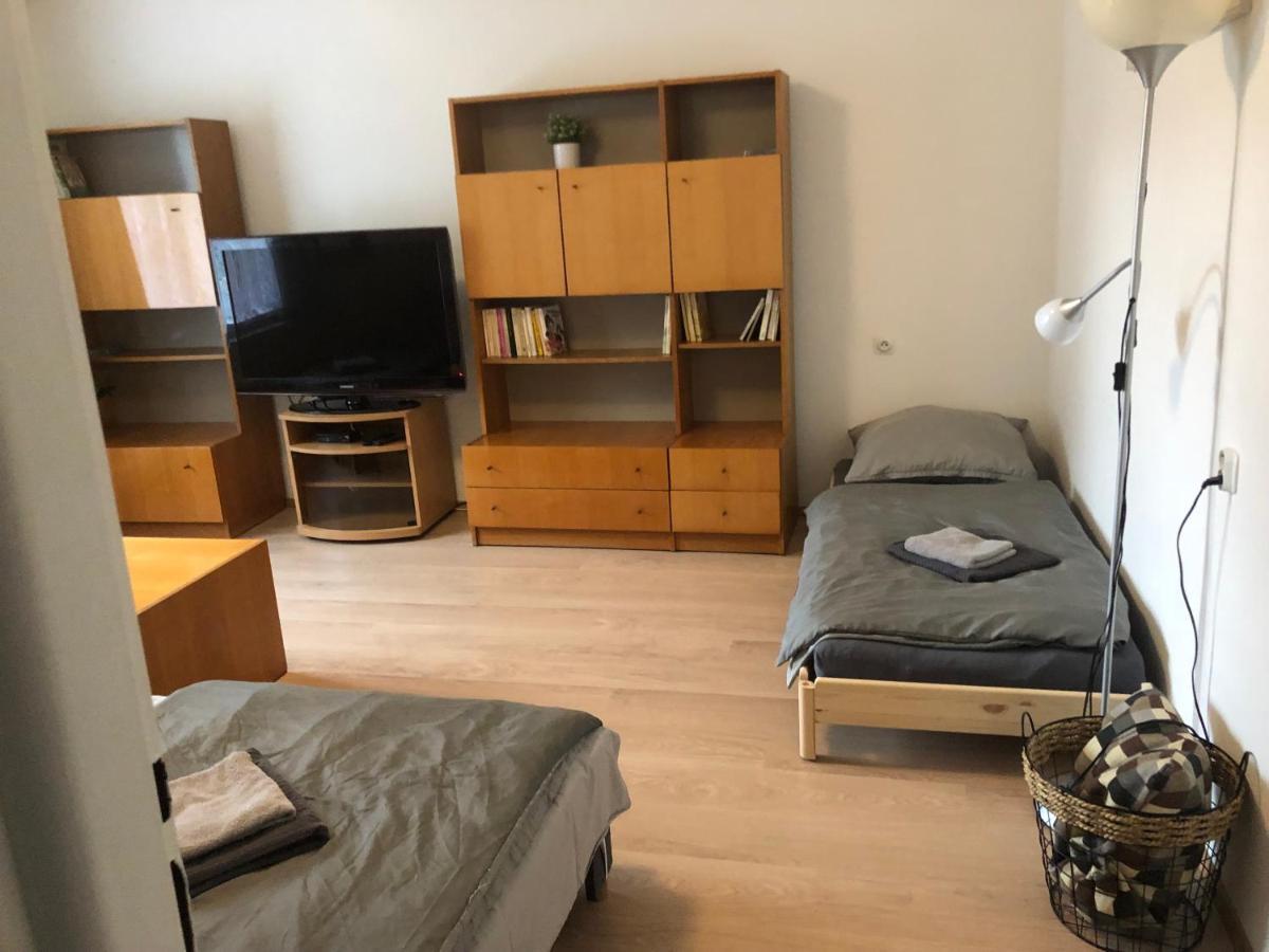 Apartmany Jevany Eksteriør bilde