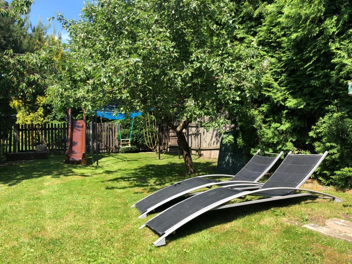 Apartmany Jevany Eksteriør bilde